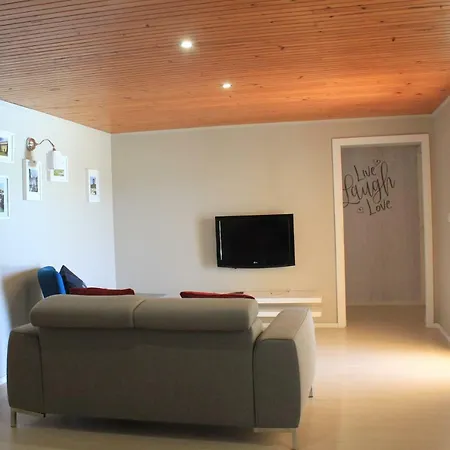 Holiday home Vivenda Mendes