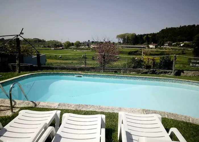 Vivenda Mendes * Outeiro (Vila Nova de Famalicao)